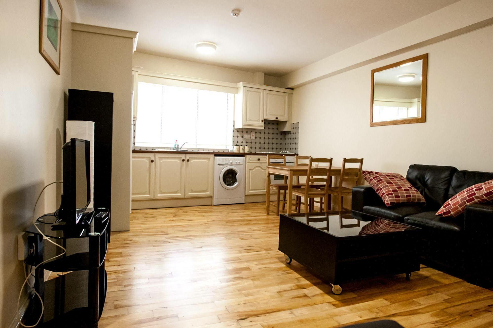 Dominick Street Apartments 골웨이 외부 사진